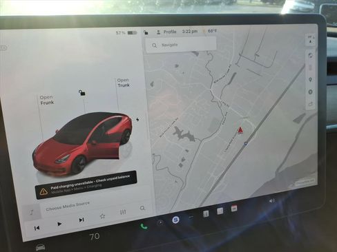 Used 2023 Tesla Model 3 Standard Range image 9