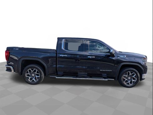 Certified 2023 GMC Sierra 1500 SLT w/ SLT Premium Package AWD/4WD image 3