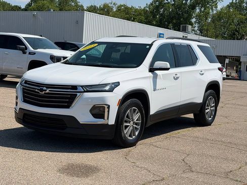 Used 2023 Chevrolet Traverse LT AWD/4WD image 29