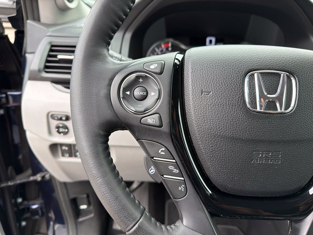 Used 2019 Honda Ridgeline RTL-E image 16