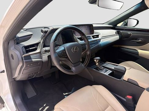 Used 2020 Lexus ES 350 Ultra Luxury w/ Accessory Package 2 FWD image 25