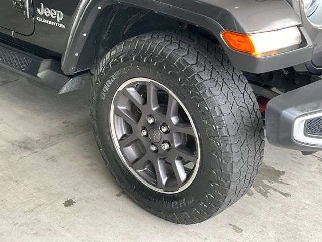 Used 2021 Jeep Gladiator Overland w/ Popular Equipment Package AWD/4WD image 25