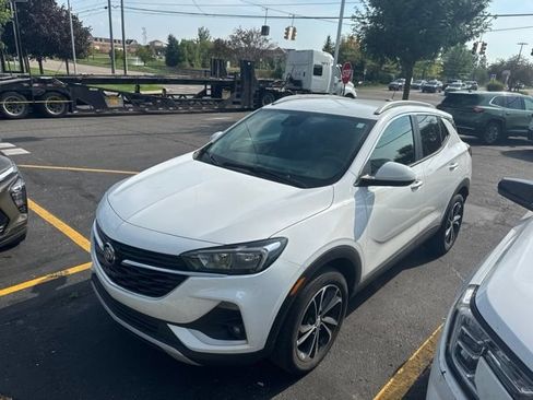 Used 2021 Buick Encore GX Select FWD image 1