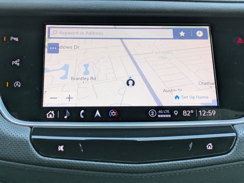 Certified 2024 Cadillac XT5 Sportv w/ Technology Package image 28