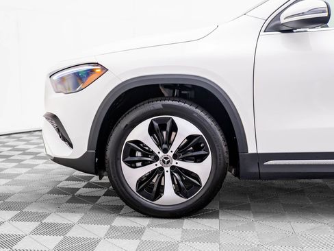 Certified 2026 Mercedes-Benz GLA 250 4MATIC image 39