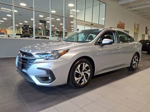 Certified 2025 Subaru Legacy Premium AWD/4WD image 3