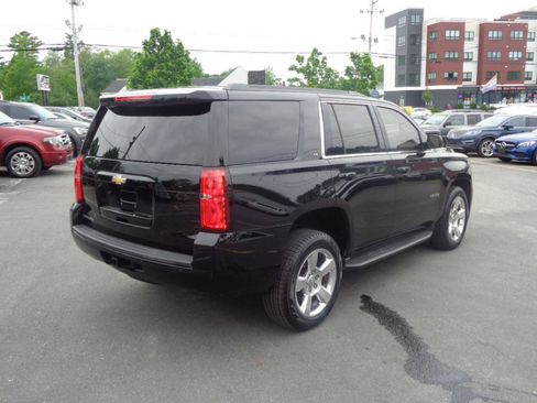Used 2016 Chevrolet Tahoe LT w/ Luxury Package RWD image 16