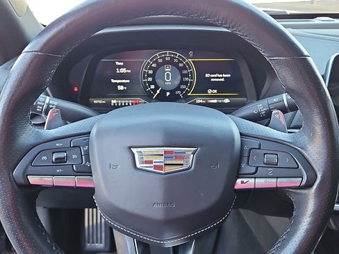 Used 2021 Cadillac CT4 V w/ Technology Package image 12