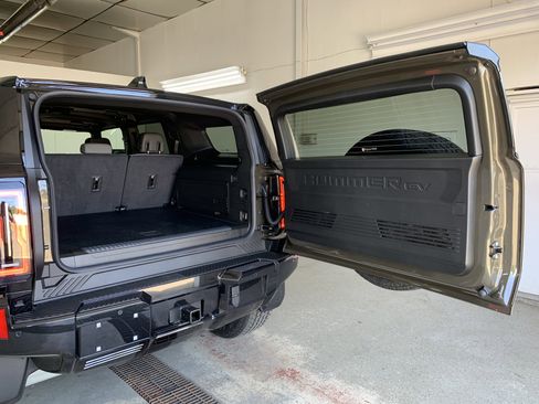 New 2025 GMC Hummer EV 2X image 49