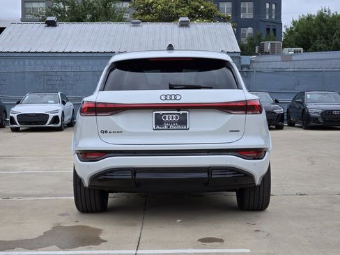 New 2027 Audi Q6 e-tron Premium Plus AWD/4WD image 9