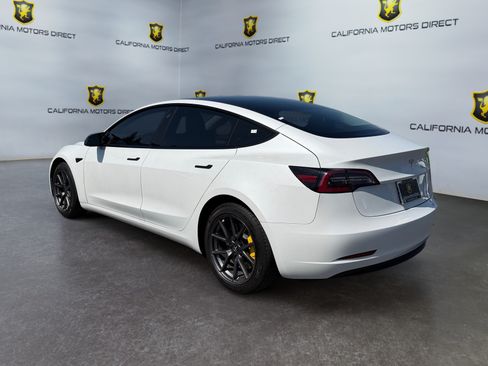 Used 2023 Tesla Model 3 Standard Range RWD image 3