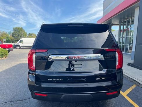 Used 2022 GMC Yukon SLE image 7