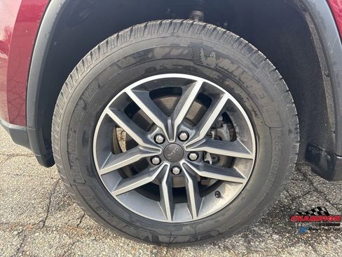 Used 2020 Jeep Grand Cherokee Limited image 10