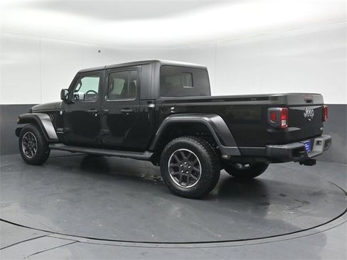 Used 2021 Jeep Gladiator Overland w/ Cold Weather Group image 6