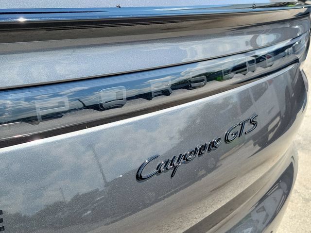 Used 2023 Porsche Cayenne GTS AWD/4WD image 9