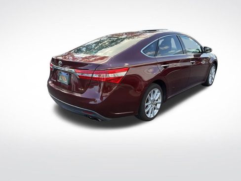 Used 2013 Toyota Avalon image 5