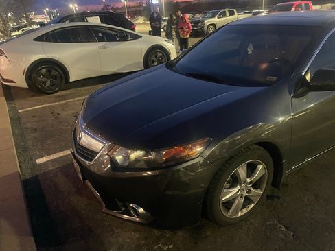 Used 2012 Acura TSX Sedan image 2