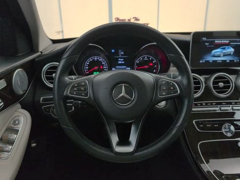 Used 2017 Mercedes-Benz C 300 Sedan image 15