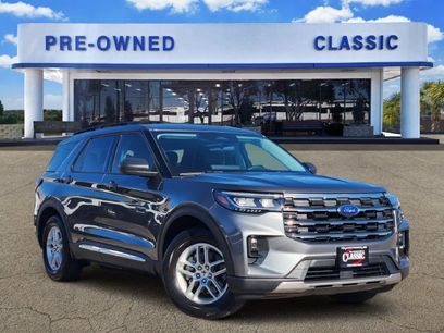 Used 2025 Ford Explorer Active w/ Active Comfort Package