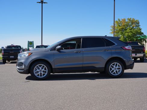 Used 2021 Ford Edge SEL w/ Convenience Package AWD/4WD image 6