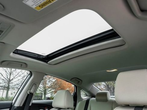 Used 2018 Honda Civic EX-T image 7