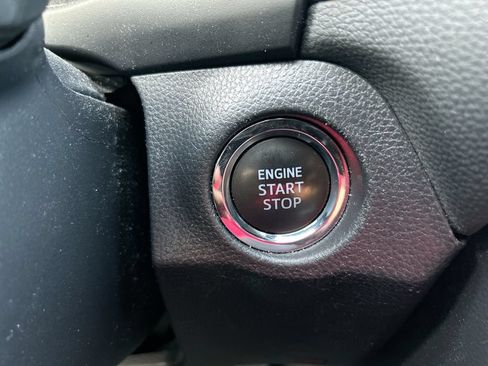 Certified 2025 Toyota RAV4 XLE w/ Convenience Package FWD image 18