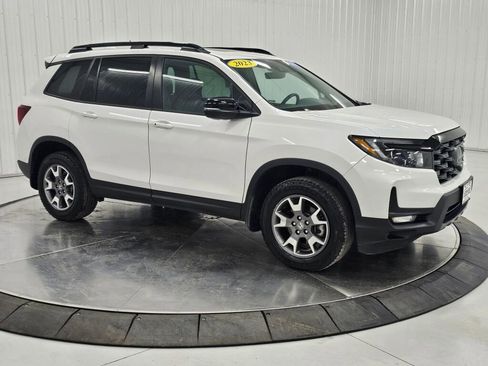 Used 2023 Honda Passport TrailSport image 34