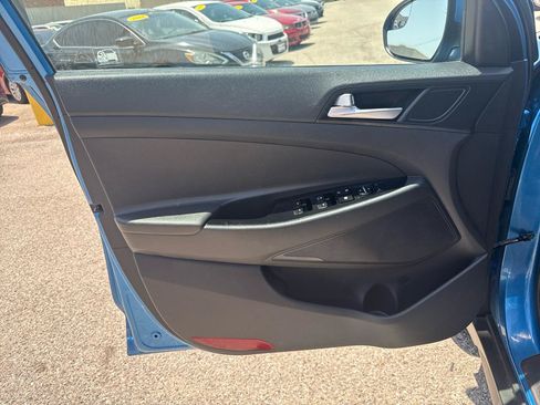 Used 2019 Hyundai Tucson SE FWD image 11