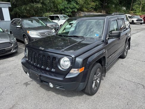 Used 2015 Jeep Patriot High Altitude AWD/4WD image 2
