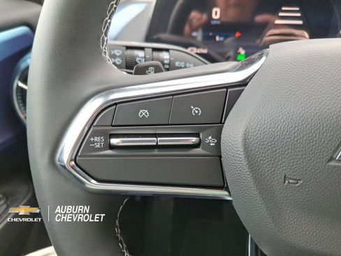 New 2026 Chevrolet Equinox EV LT AWD/4WD image 12