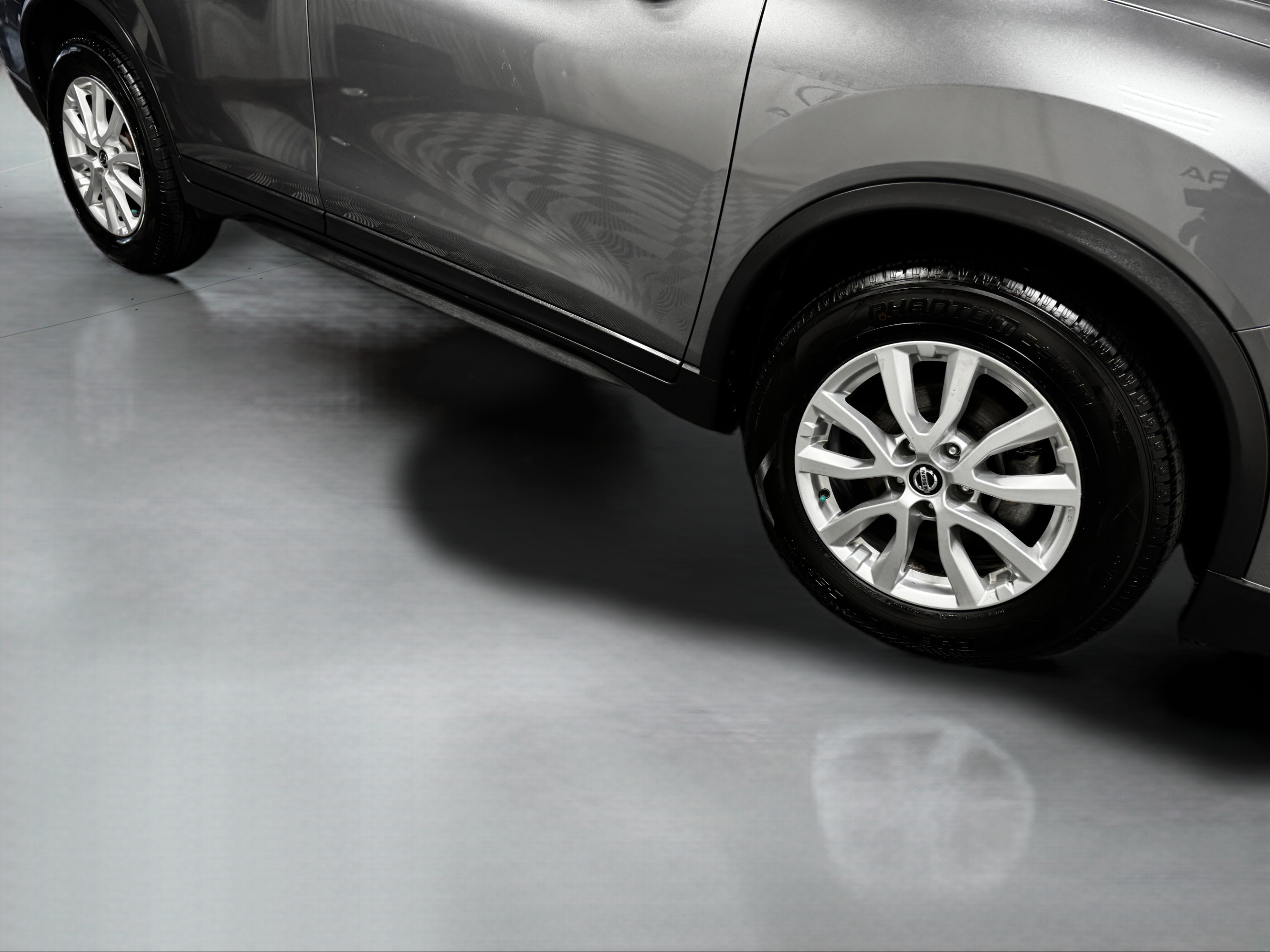 Used 2019 Nissan Rogue SV FWD image 48