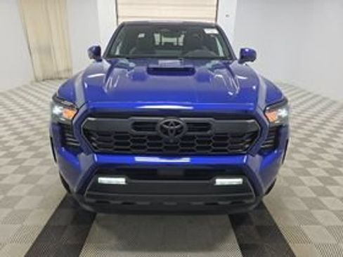 Used 2024 Toyota Tacoma TRD Sport w/ TRD Sport Premium Package AWD/4WD image 2