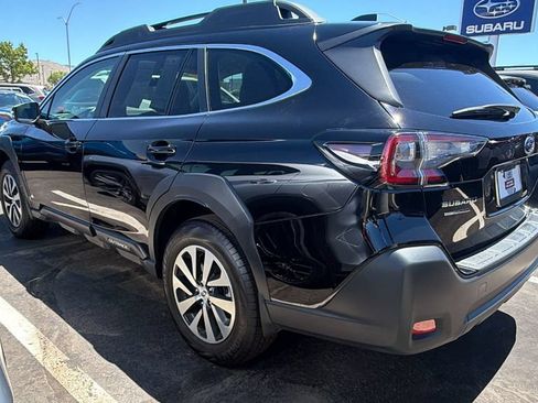 Certified 2025 Subaru Outback Premium AWD/4WD image 3