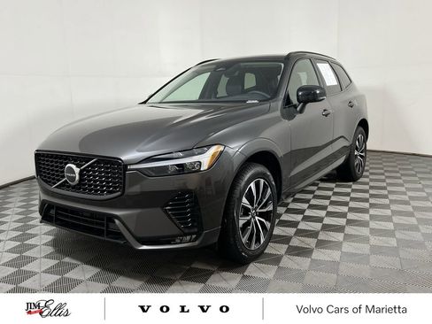 Certified 2025 Volvo XC60 B5 Core w/ Climate Package image 5