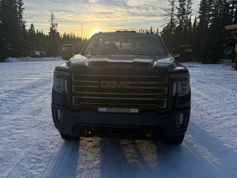 Used 2023 GMC Sierra 2500 AT4 w/ AT4 Preferred Package image 1