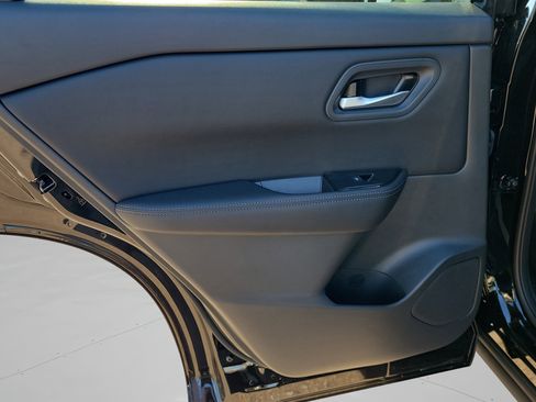 New 2026 Nissan Rogue SV w/ Cold Weather Package FWD image 11