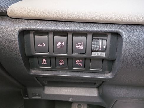 Certified 2022 Subaru Forester Limited w/ Popular Package #2 AWD/4WD image 25