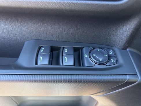 Used 2024 Chevrolet Silverado 1500 Custom image 25
