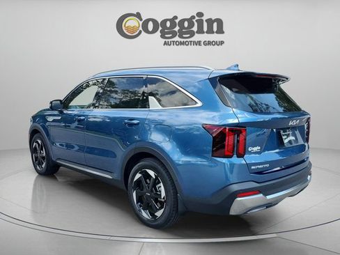 Used 2025 Kia Sorento SX Prestige AWD/4WD image 3