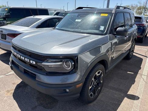 Used 2021 Ford Bronco Sport Outer Banks w/ Outer Banks Package AWD/4WD image 2