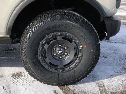 New 2025 Ford Bronco Badlands image 44