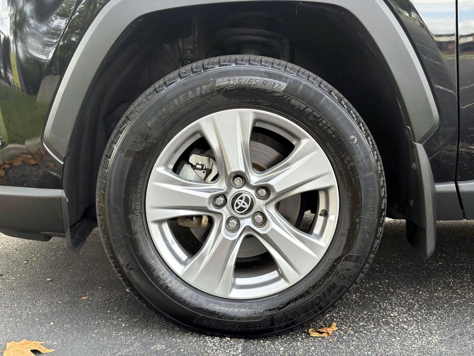 Used 2023 Toyota RAV4 XLE w/ XLE Grade Weather Package AWD/4WD image 30