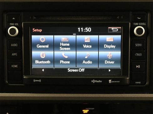 Used 2017 Toyota Tacoma SR5 image 11