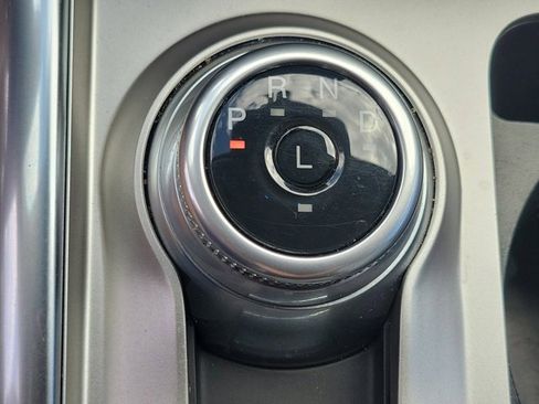 Certified 2021 Ford Explorer XLT w/ Equipment Group 202A image 29