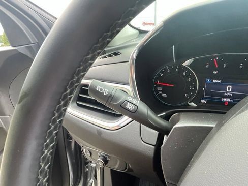 Used 2023 Chevrolet Equinox LT FWD image 28