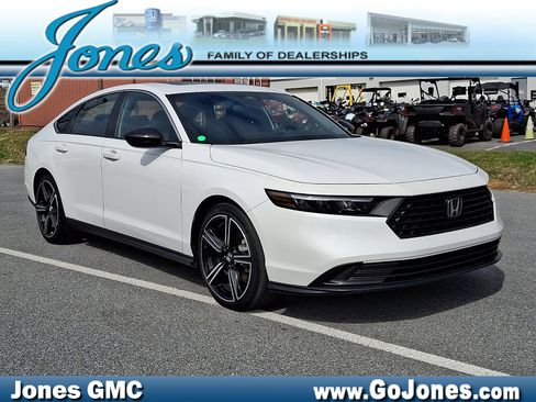Certified 2023 Honda Accord Sport image 1
