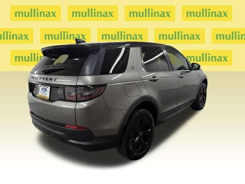 Used 2020 Land Rover Discovery Sport S image 3