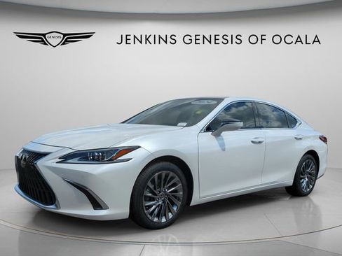 Used 2024 Lexus ES 350 Luxury w/ Technology Package FWD image 7