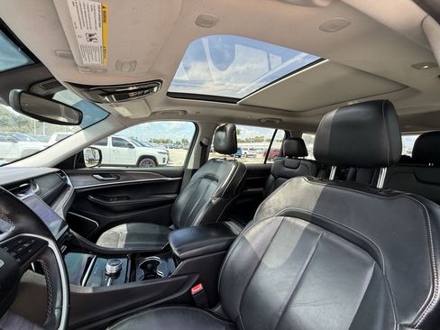 Used 2021 Jeep Grand Cherokee L Limited w/ MOPAR Finishing Package AWD/4WD image 28