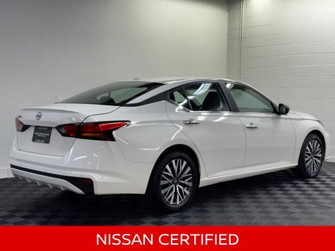 Certified 2025 Nissan Altima 2.5 SV FWD image 2